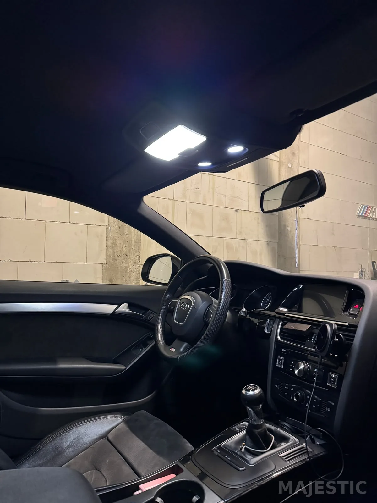 Audi A5 Sportback mit kreativer Ambientebeleuchtung: vorher: innenraum