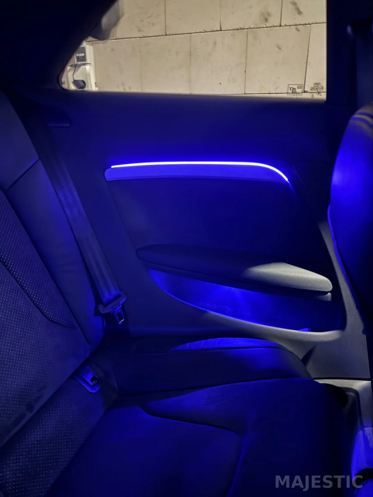 Audi A5 Sportback mit kreativer Ambientebeleuchtung: nachher: fondbereich