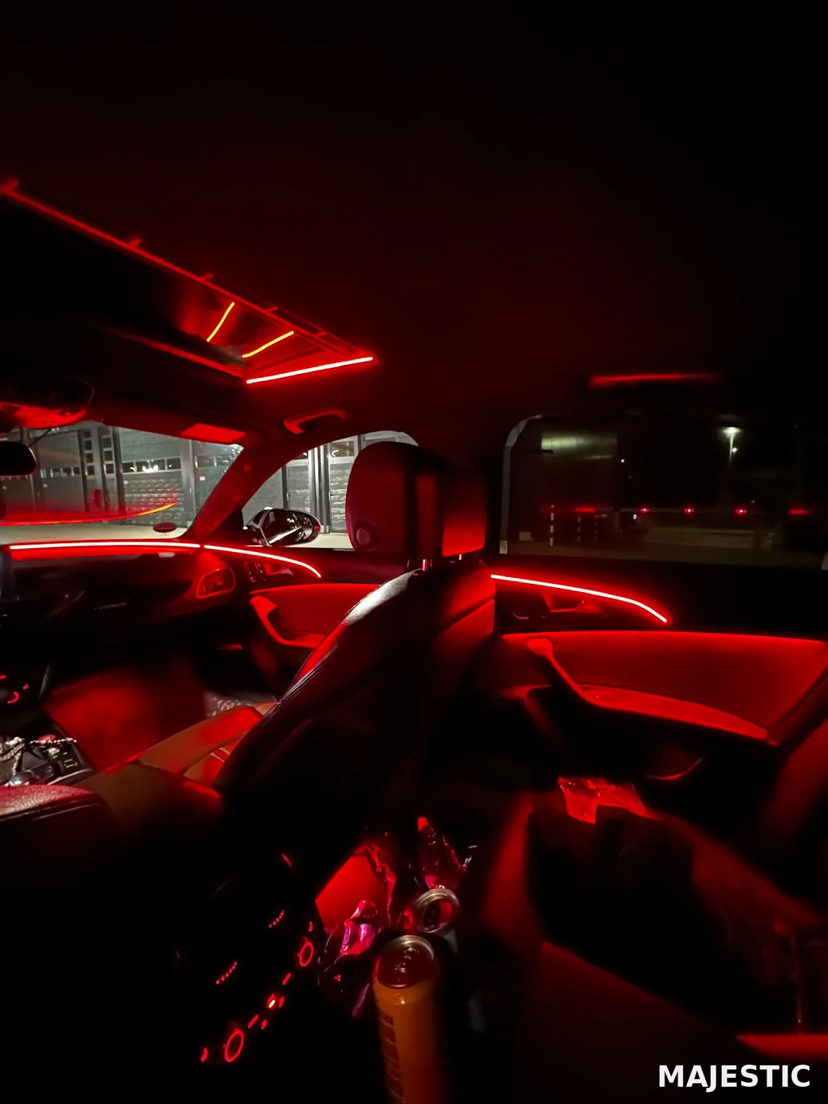 Audi A6 C7 mit erweiterter Ambientebeleuchtung: nachher: fondbereich